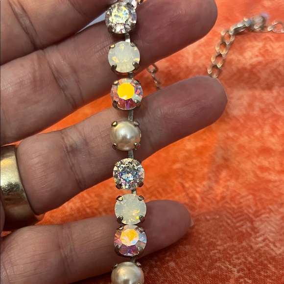 Elegant White, Clear, Aurora Crystals and Faux Pearl Necklace - Gorgeous!! - Picture 2 of 3